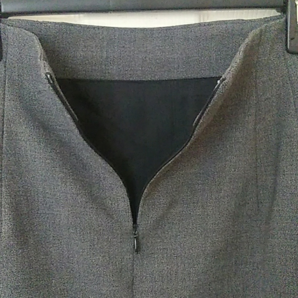 Gray Skirt - Picture 4 of 7